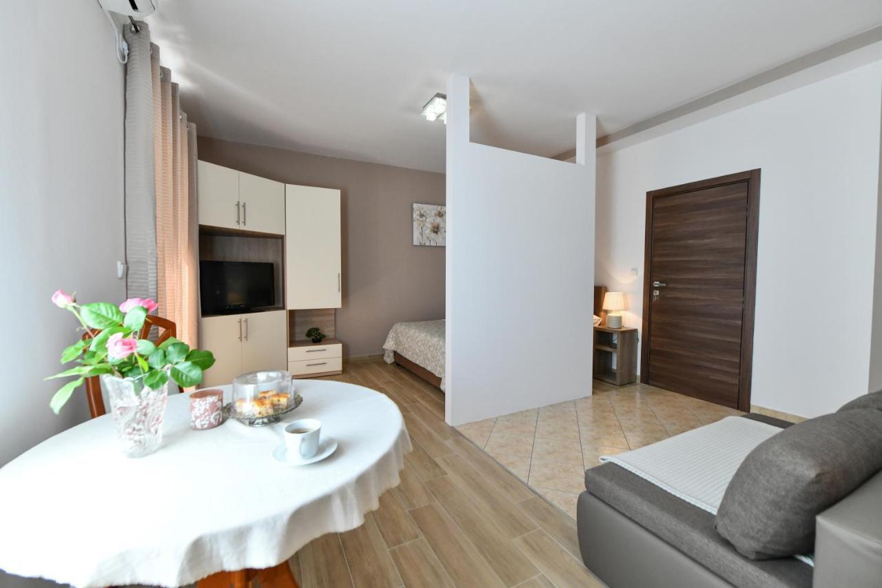 וודיצה Apartments Vila Miranda מראה חיצוני תמונה