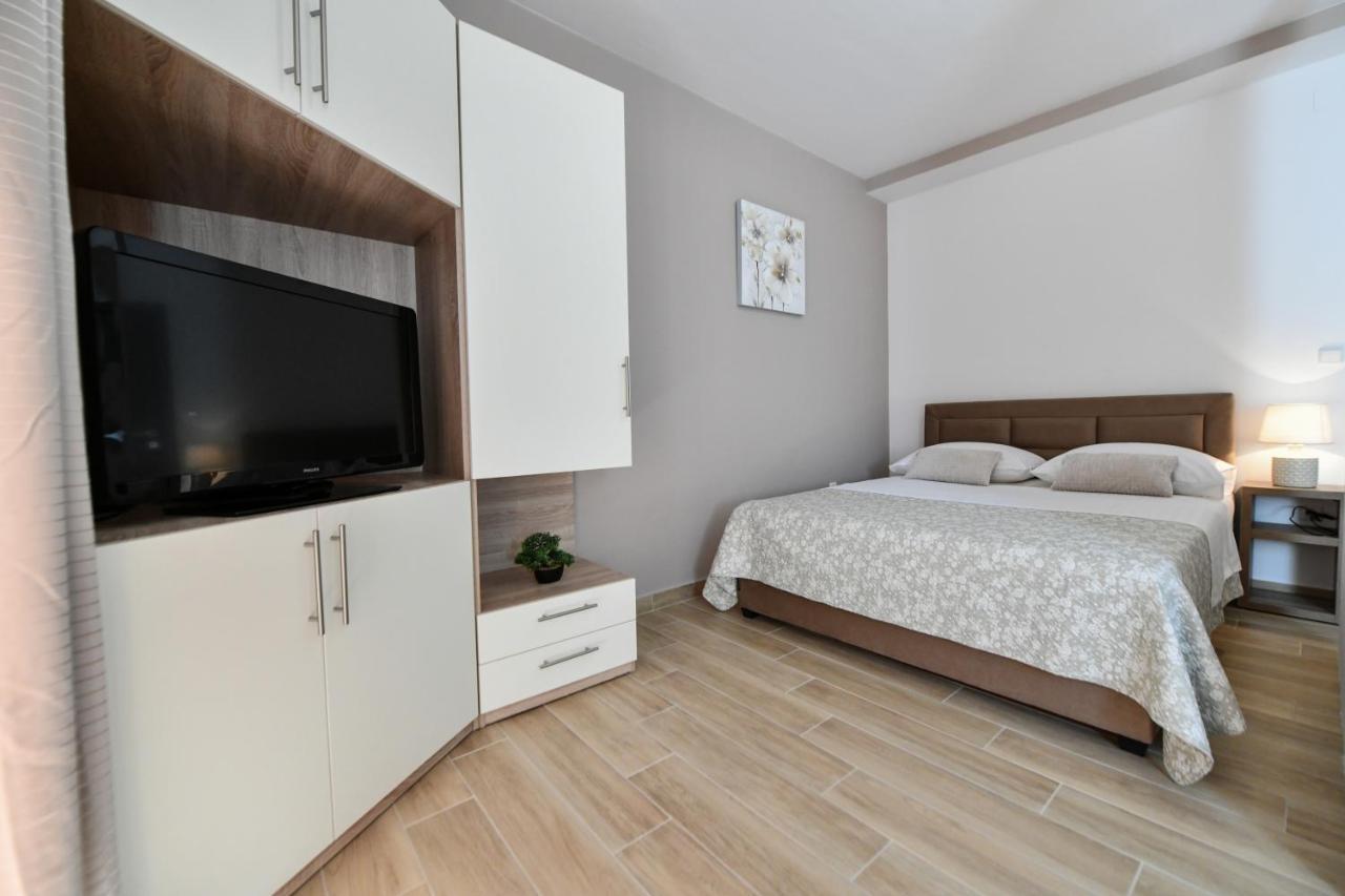 וודיצה Apartments Vila Miranda מראה חיצוני תמונה